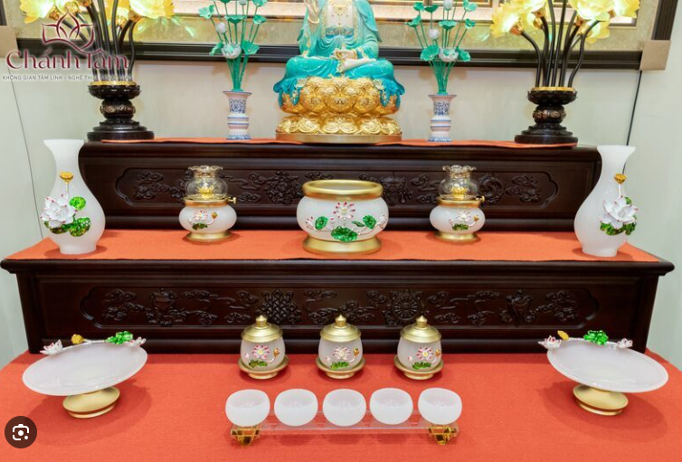 Khám phá bộ thờ Bạch Ngọc Thiên Hương 5